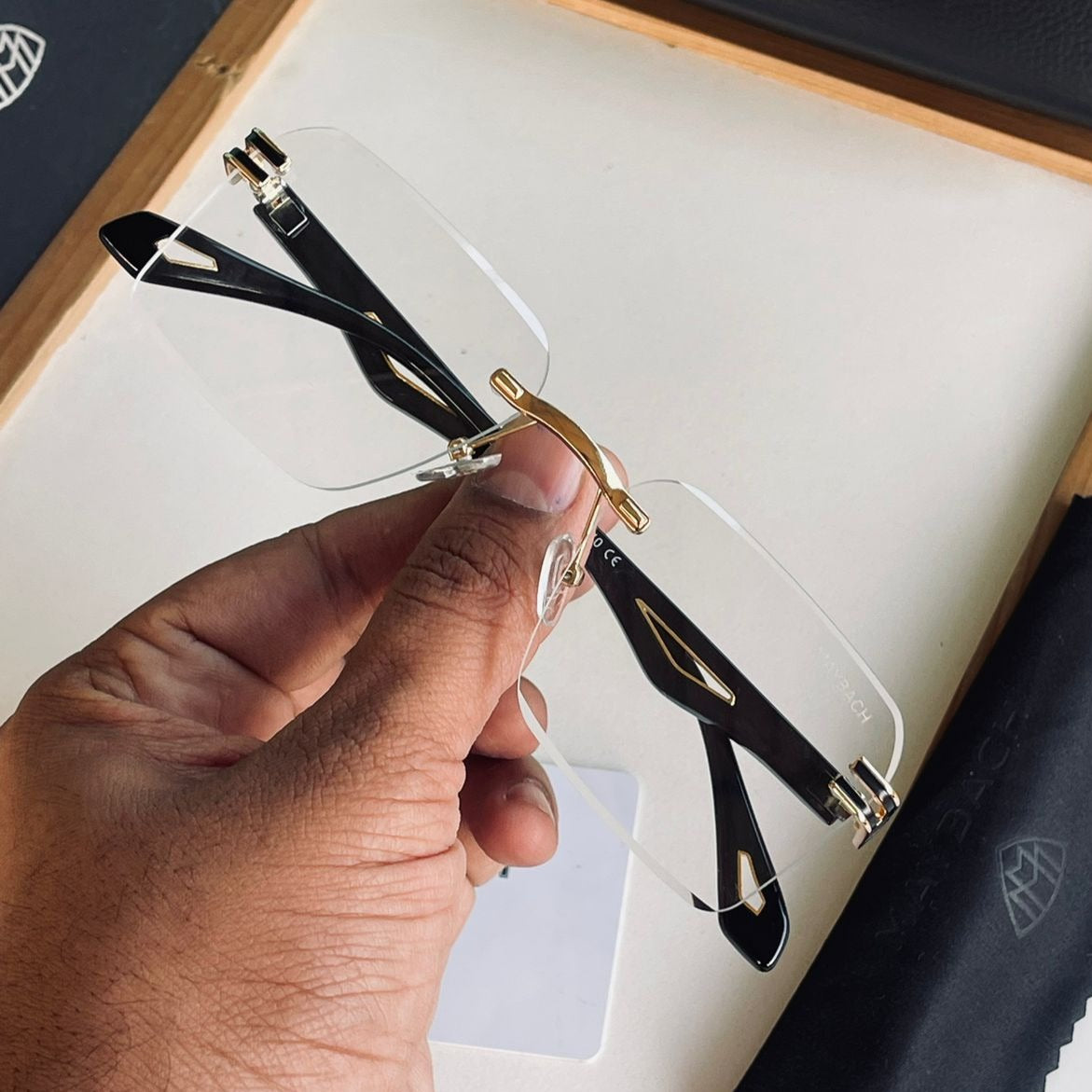 Mb Transparent premium Unisex lens - AmazingBaba