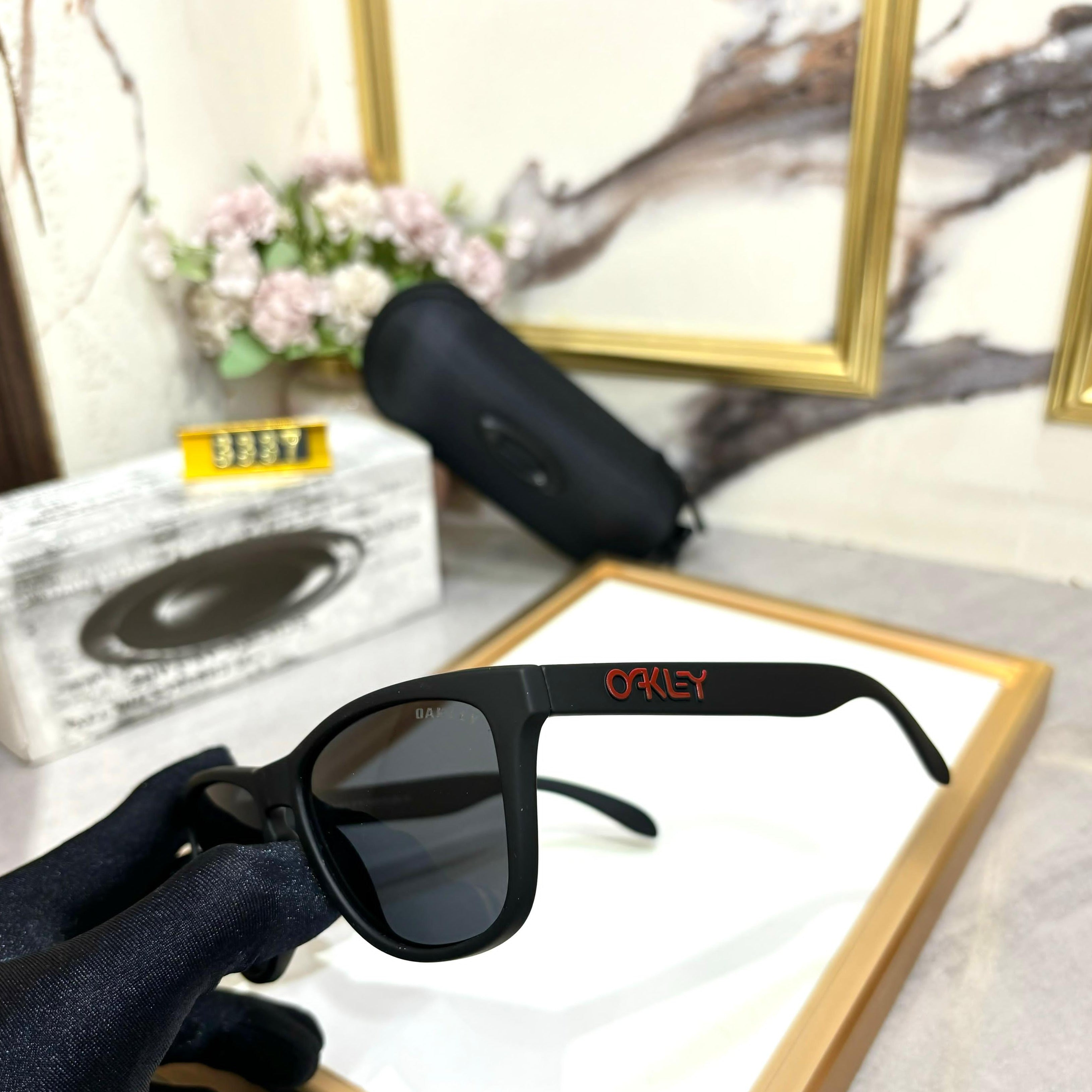 Amazing okly premium sunglasses