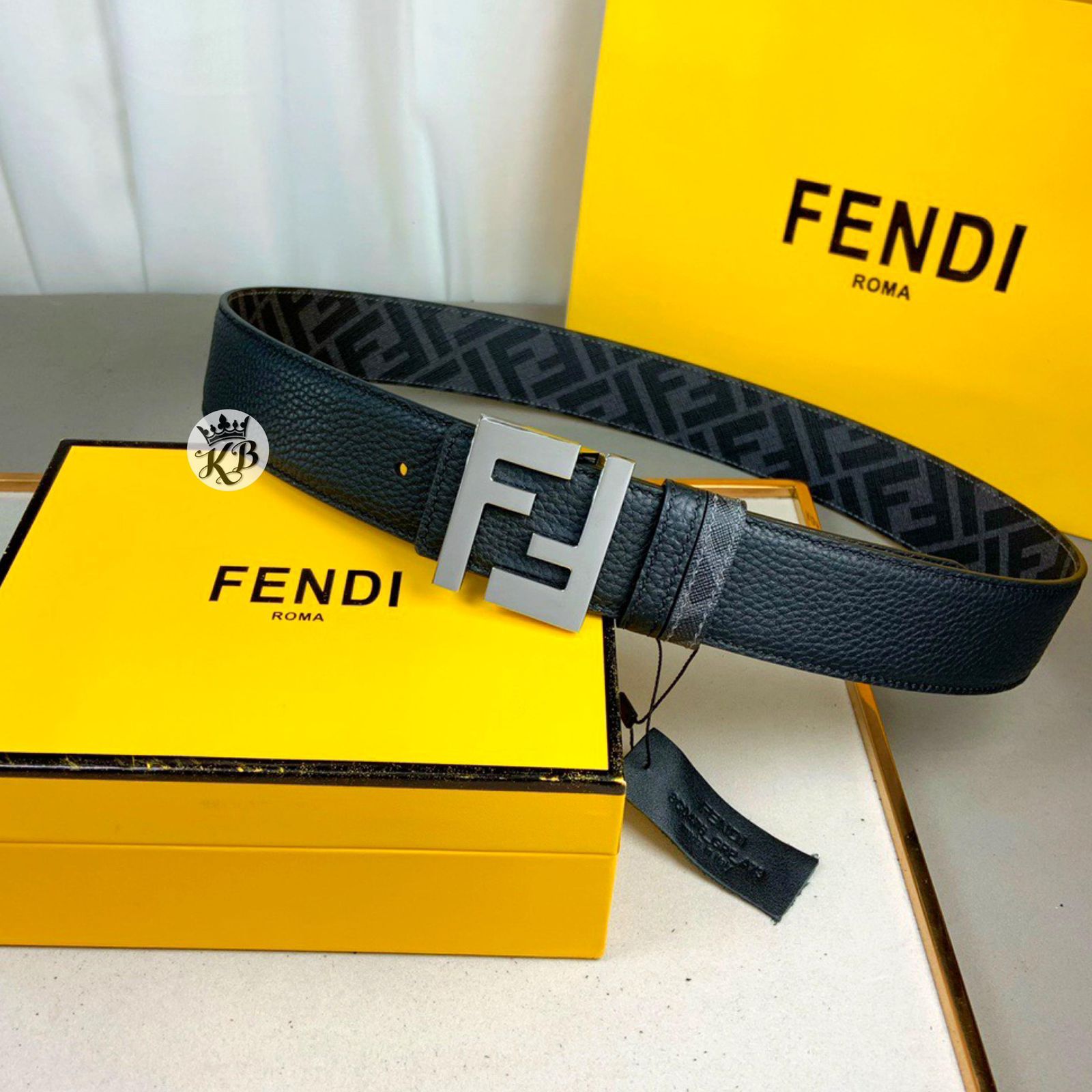 Amazing F&d Black leather reversible belt