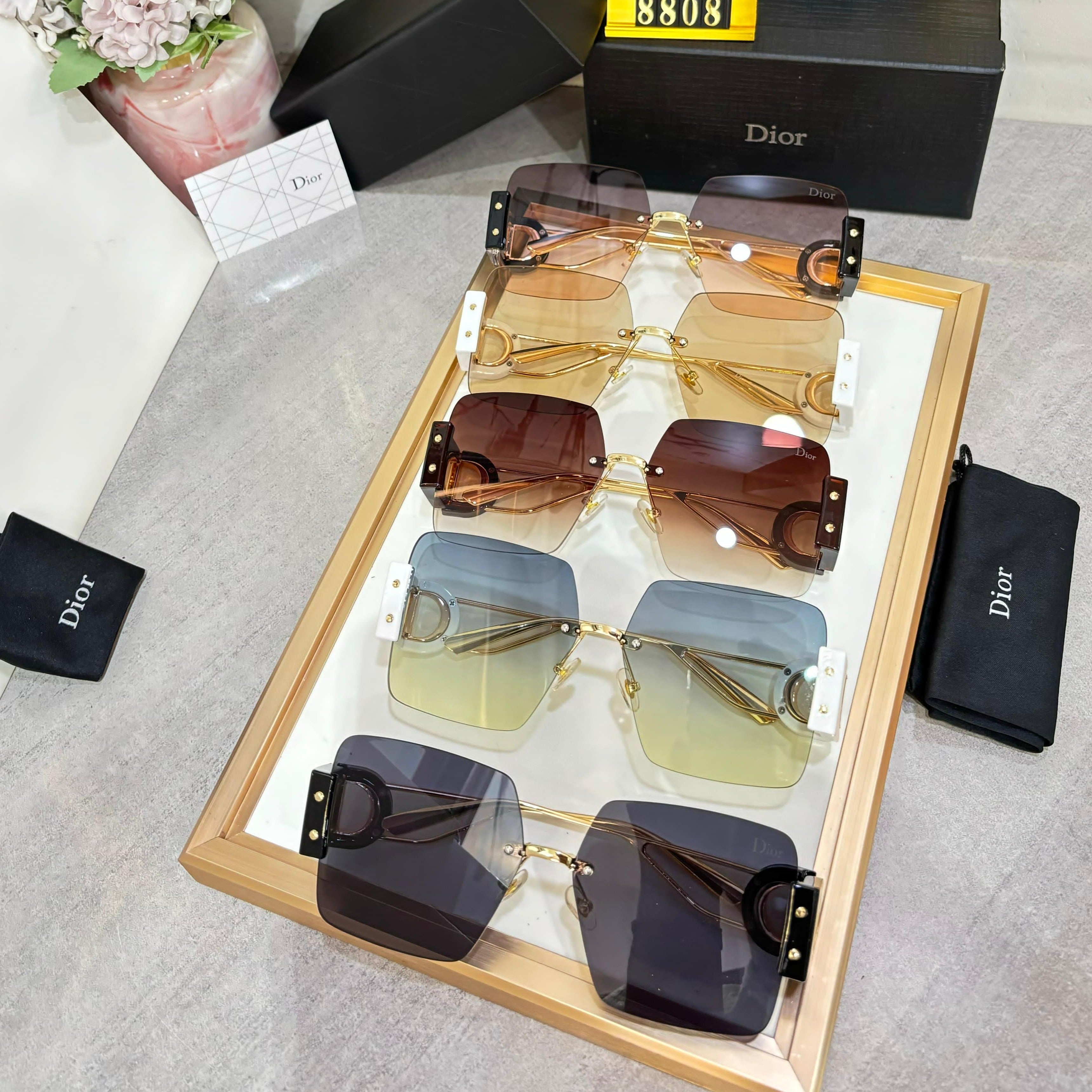 Amazing dor Premium women sunglasses