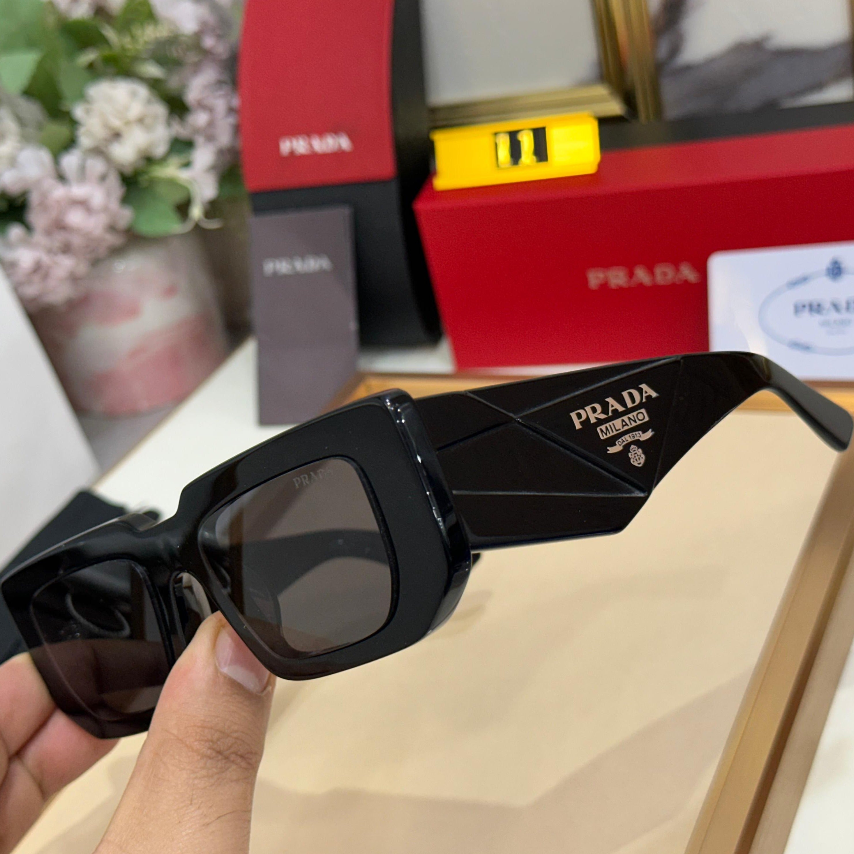 Pr Premium Quality Unisex Sunglasses - AmazingBaba
