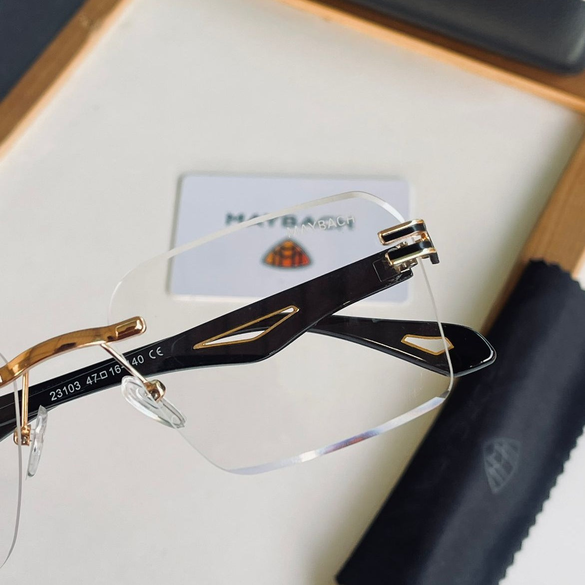 Mb Transparent premium Unisex lens - AmazingBaba