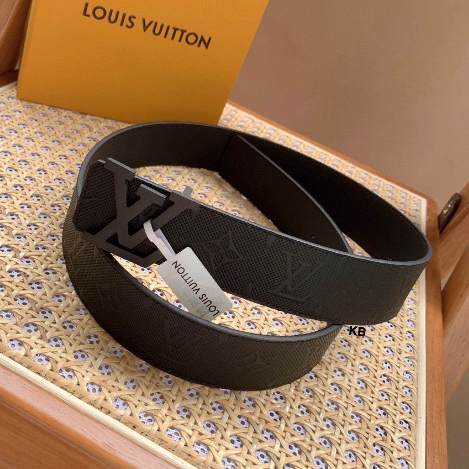 Lv unisex initials unisex belt