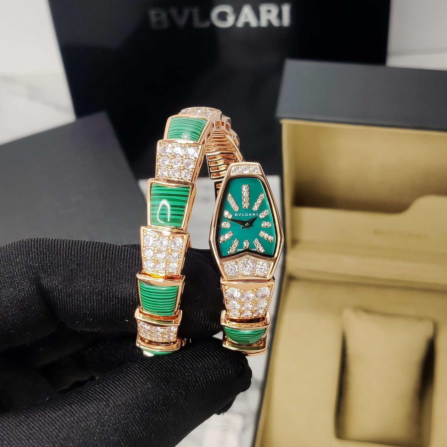 Bvlgr premium luxury watch - AmazingBaba