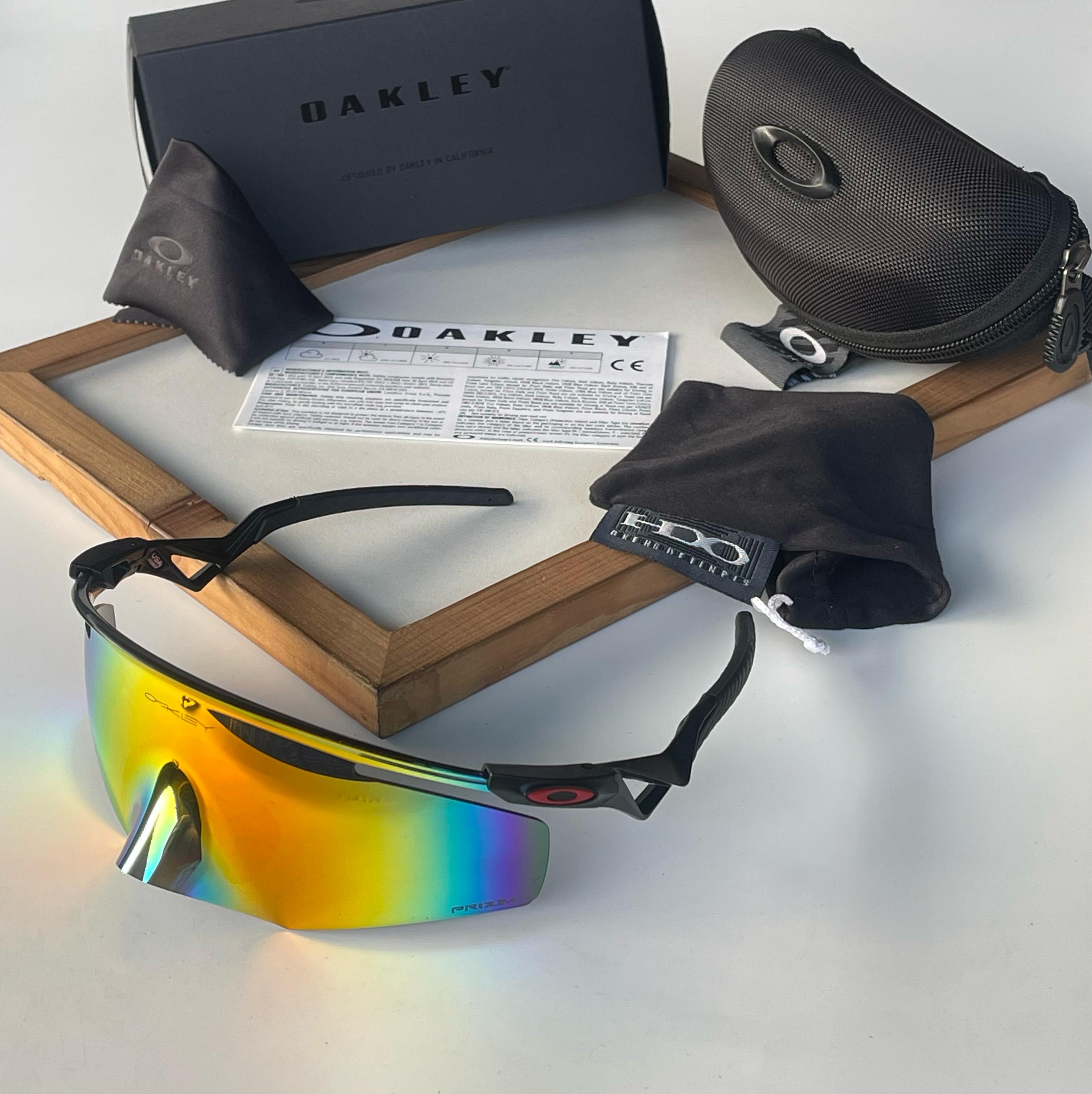 Oakley Unisex sunglasses
