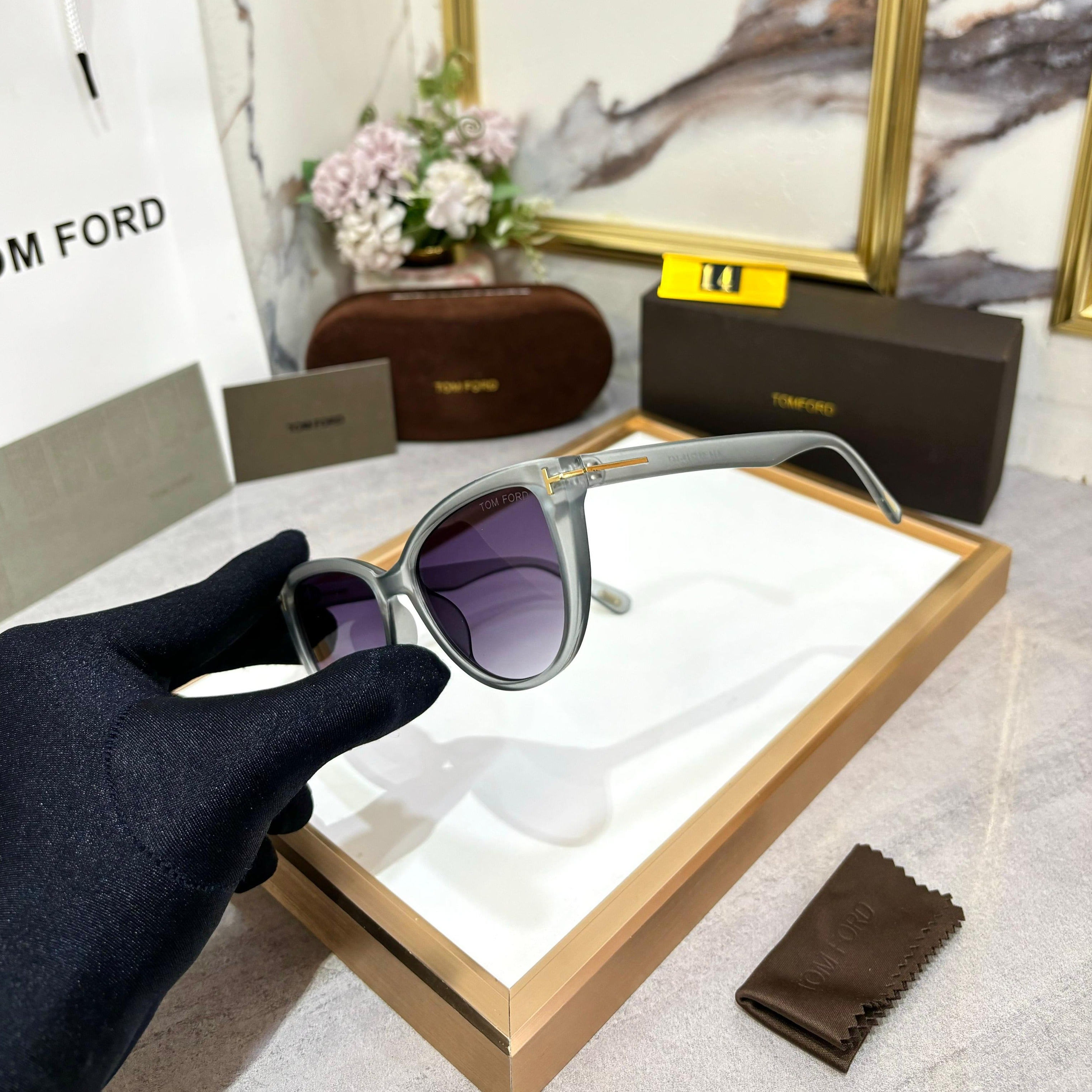 Amazing Uv protected women sunglasses