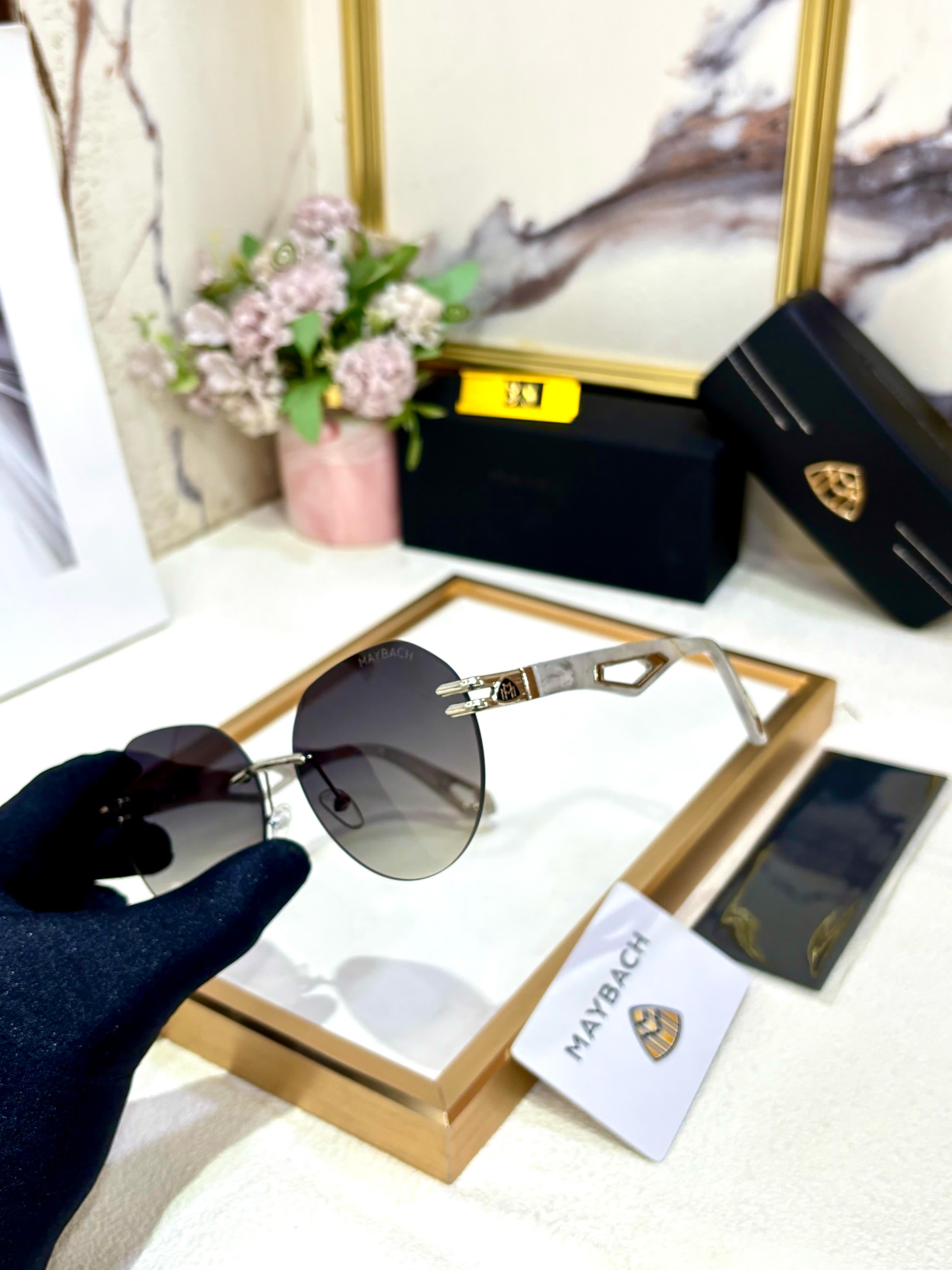 Maybach woman sunglasses