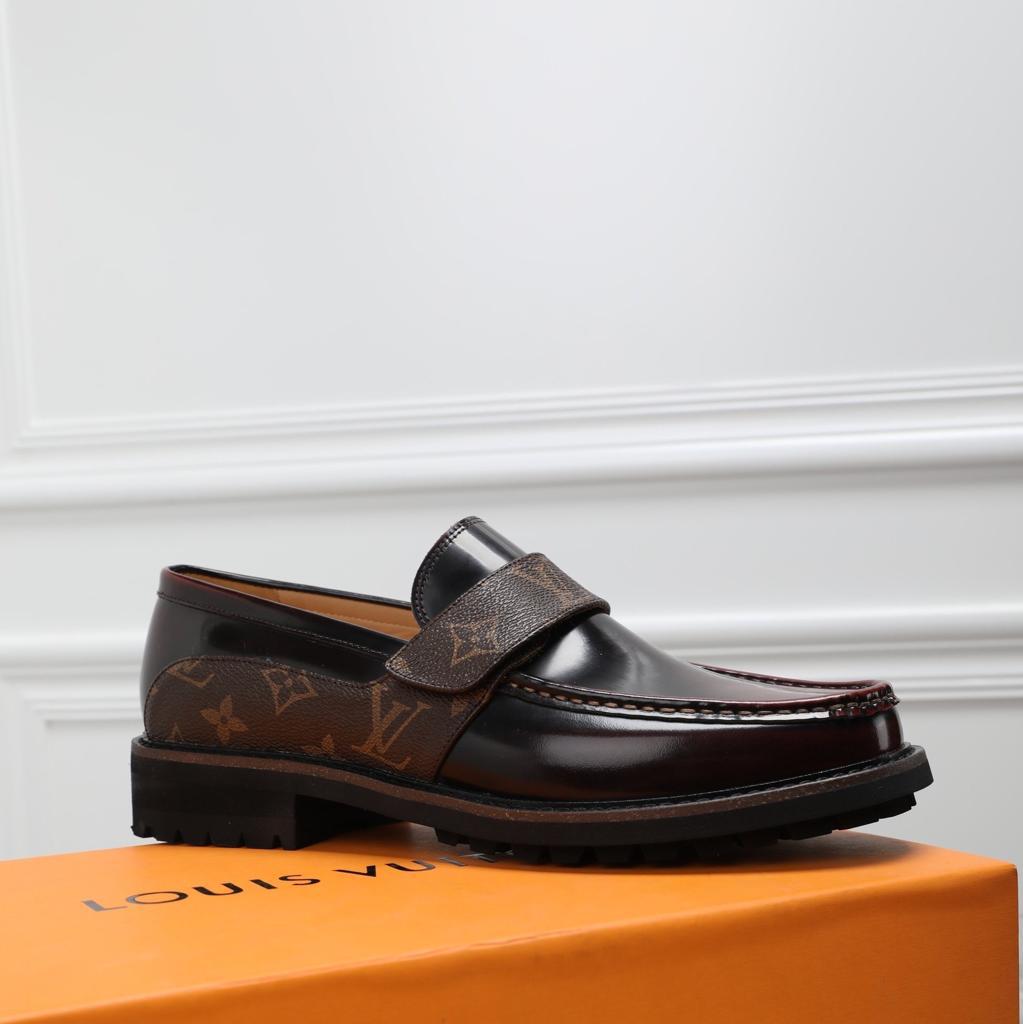 Lv premium quality loafers shoes - AmazingBaba