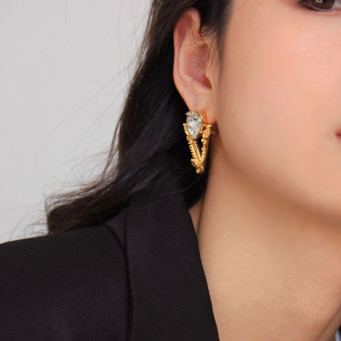 Vsache virtues crystal stud earrings - AmazingBaba