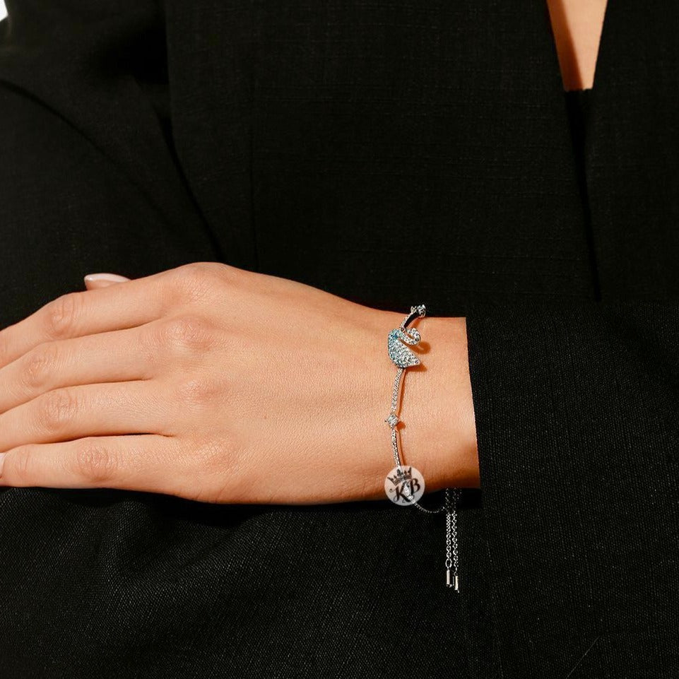 Amazing iconic swan bracelet