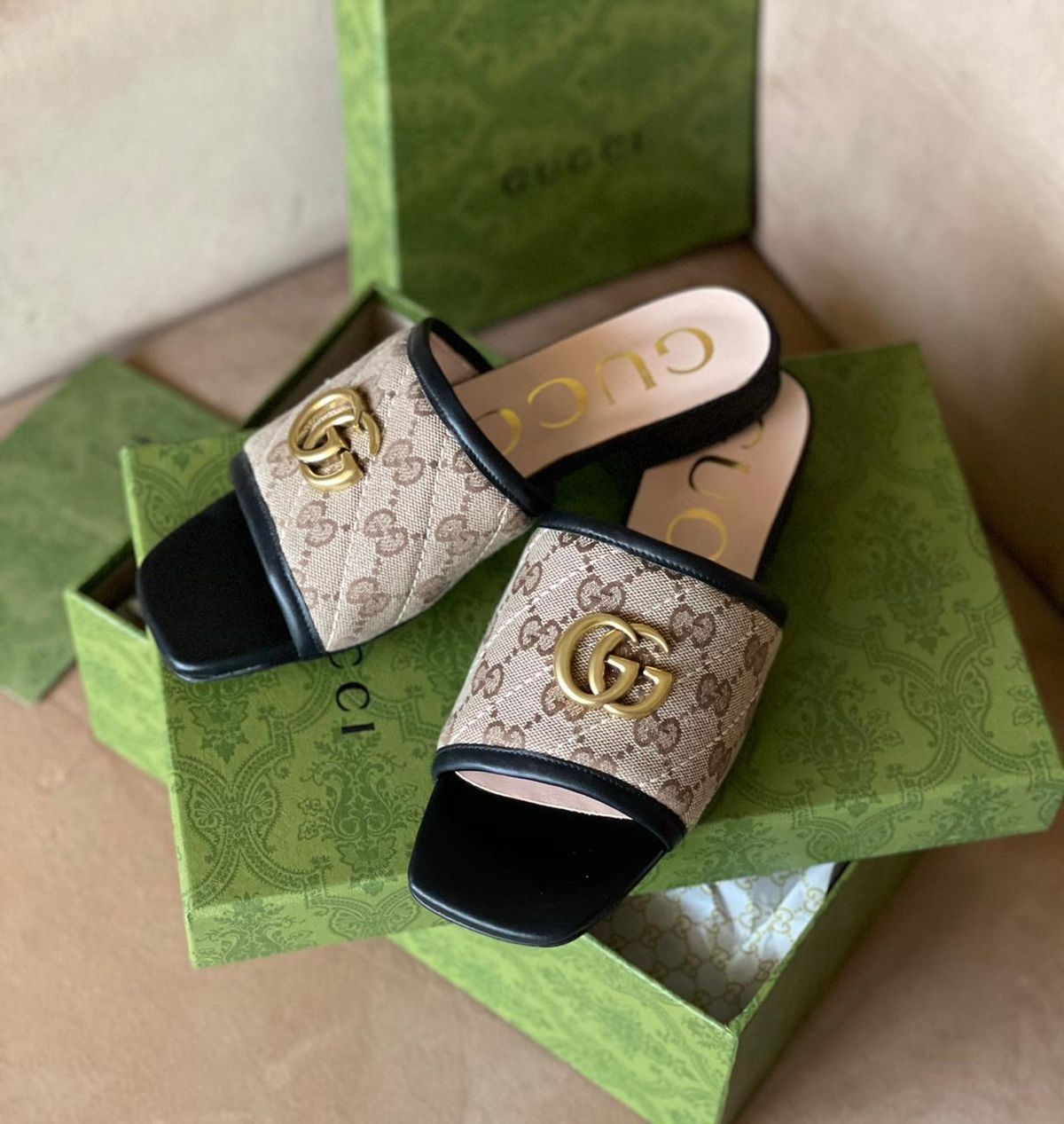 Gc Premium quality Flats - AmazingBaba