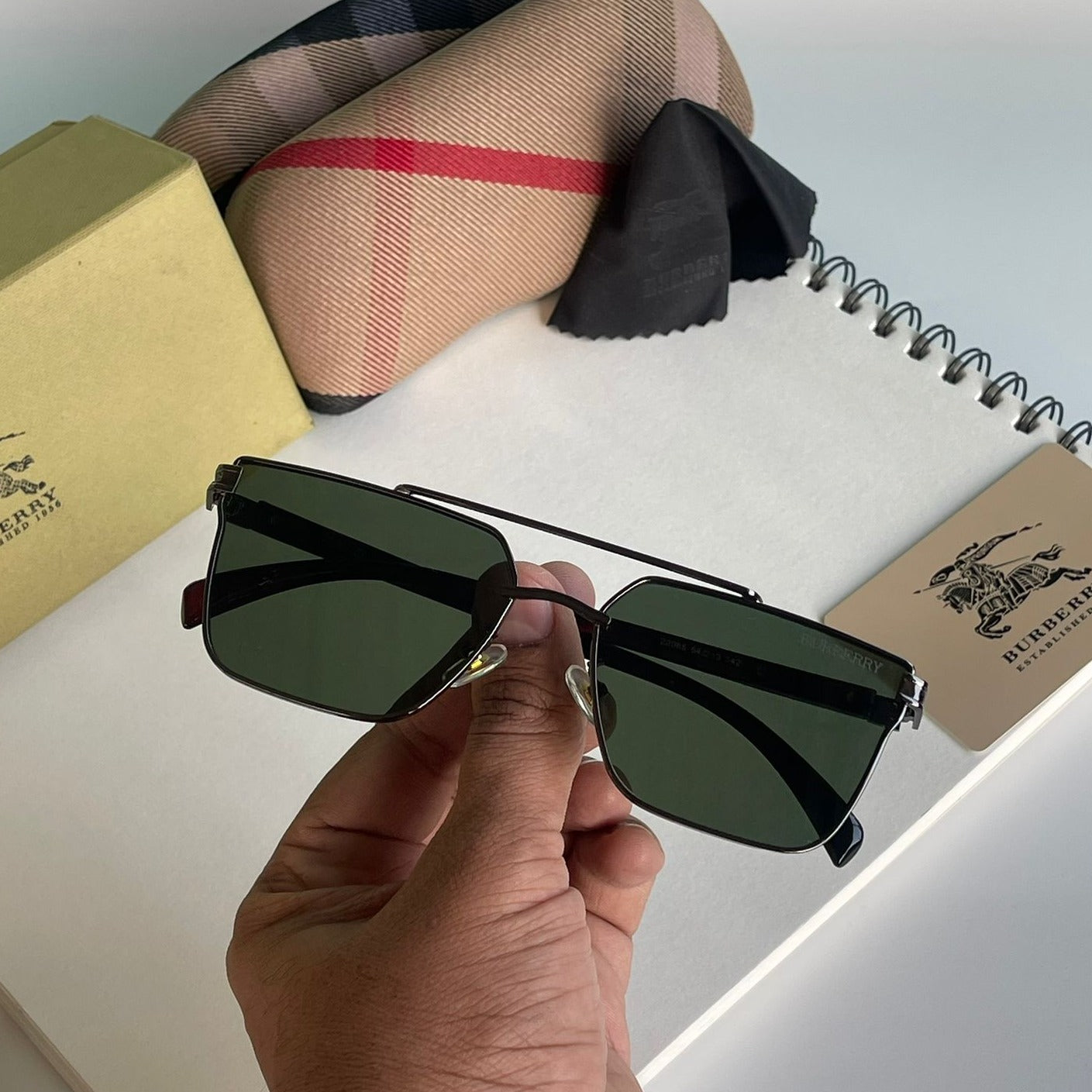 Amazing bburry Premium quality unisex sunglasses