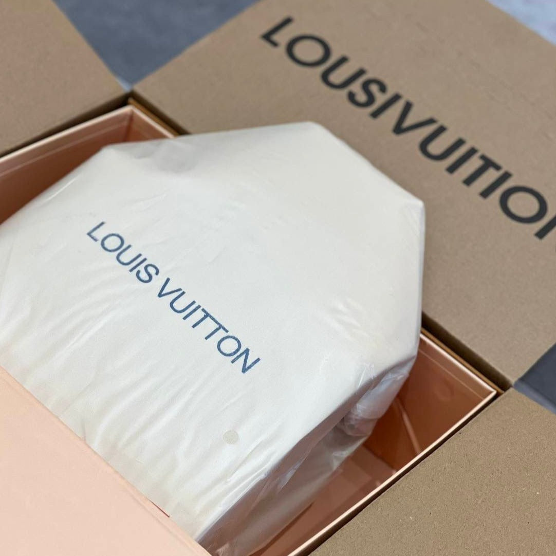 Amazing lv premium quality luxury bag