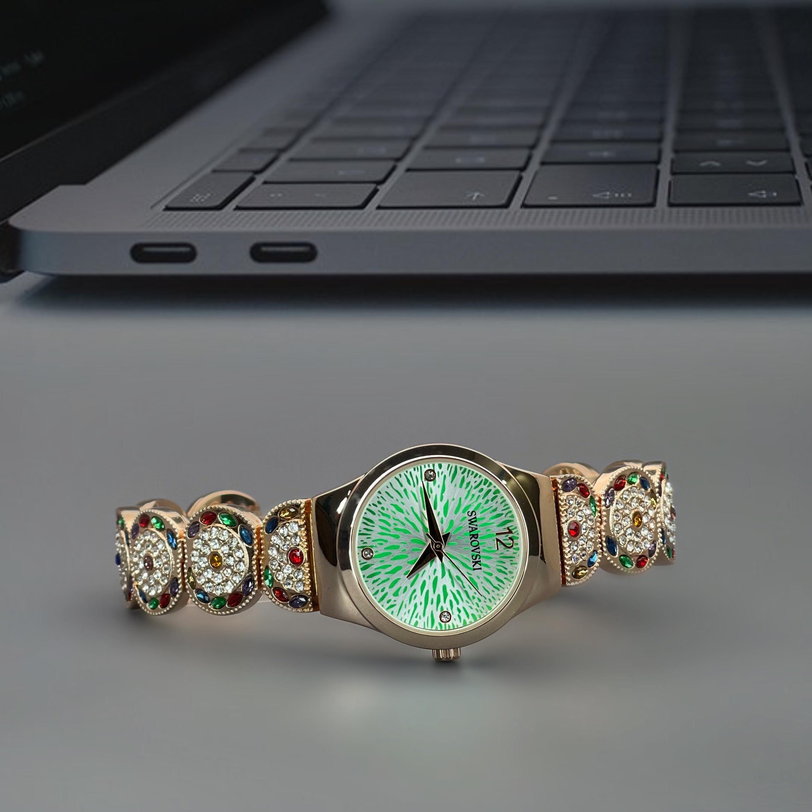 Amazing srwski premium quality watch