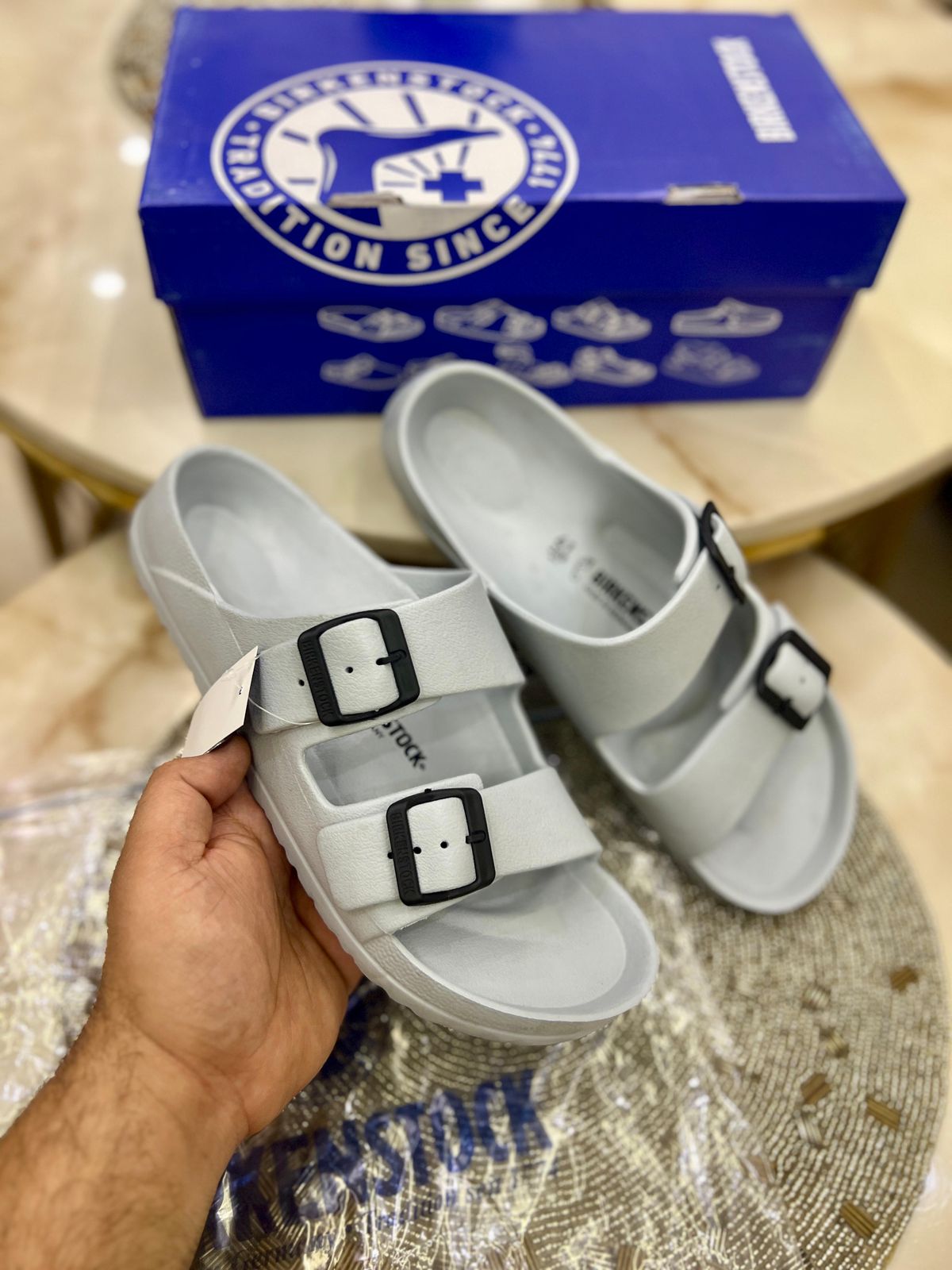 Premium quality slippers sandals
