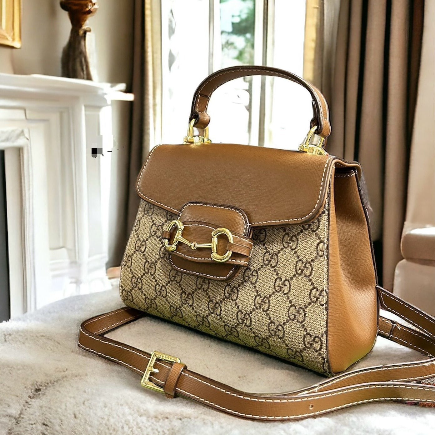 Amazing gc HorseBit press lock leather bag - AmazingBaba