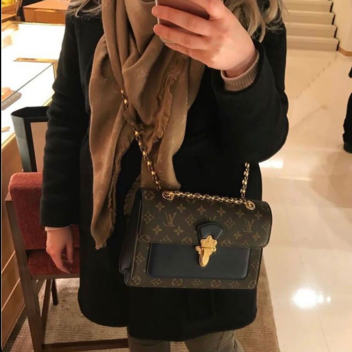 Lv victorie premium bag - AmazingBaba