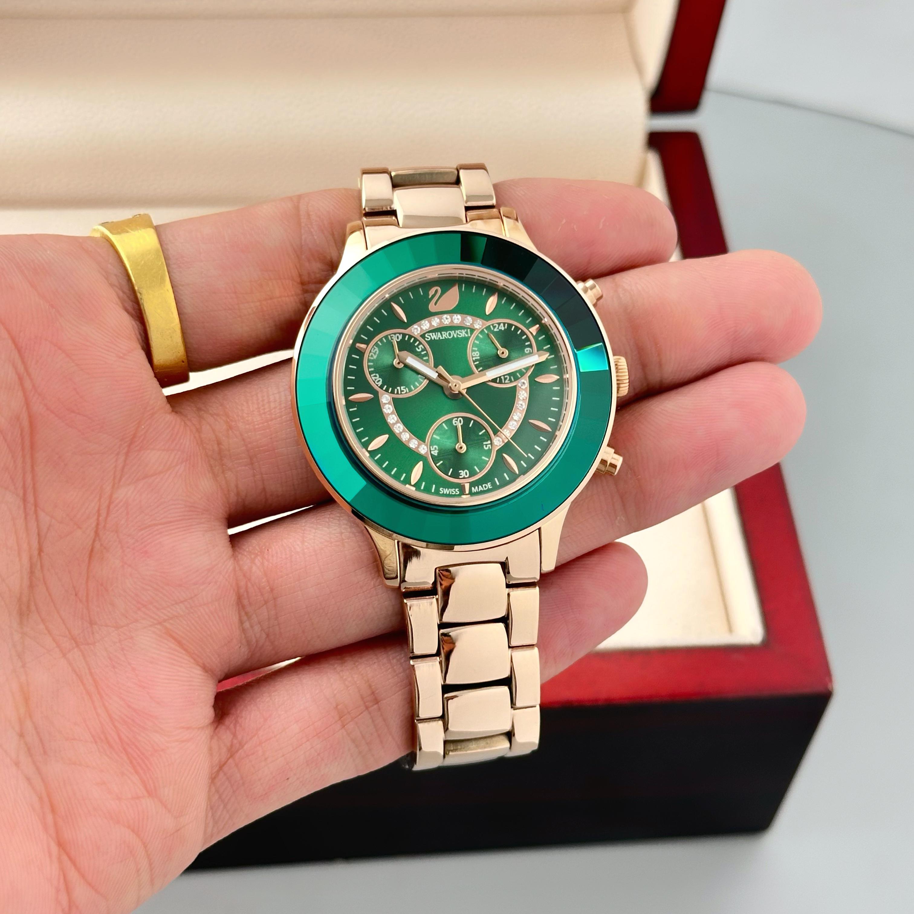 Srwski premium quality round shape watch