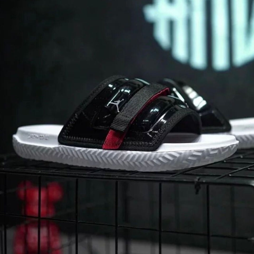 Amazing Jordan super play slide - AmazingBaba