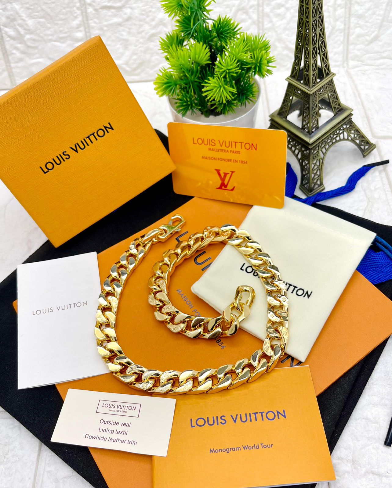 Lv premium mens neck chain