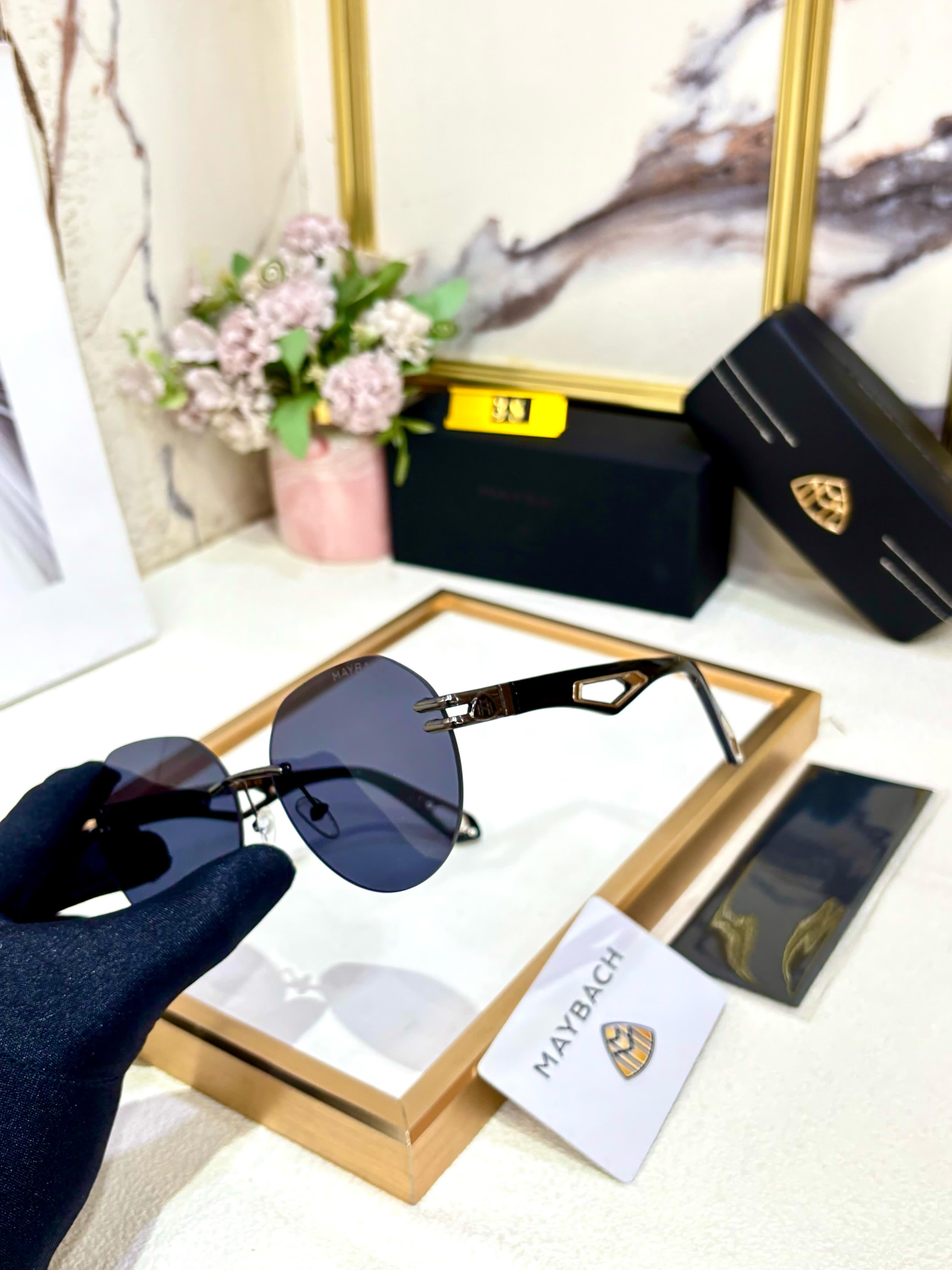 Maybach woman sunglasses