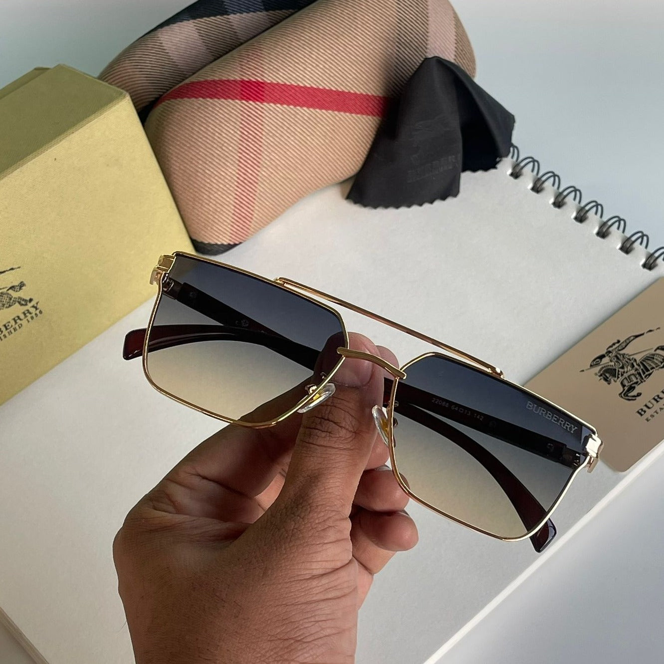 Amazing bburry Premium quality unisex sunglasses