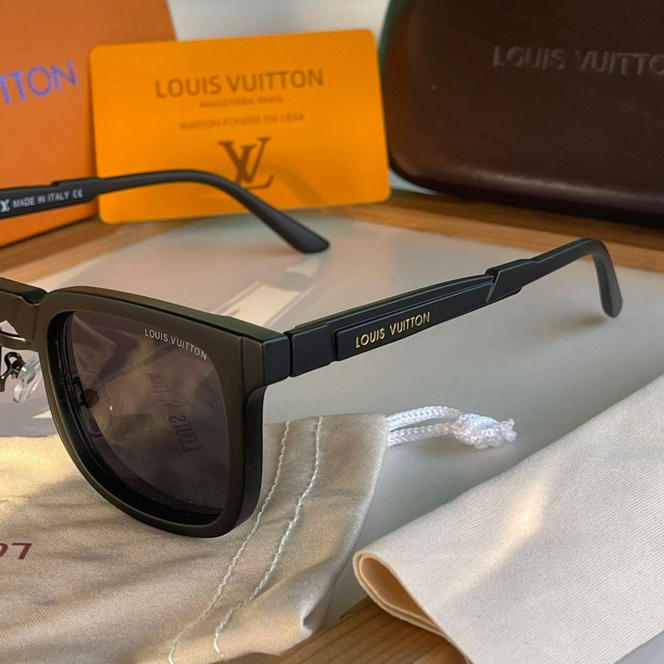 Amazing quality lv unisex sunglasses - AmazingBaba