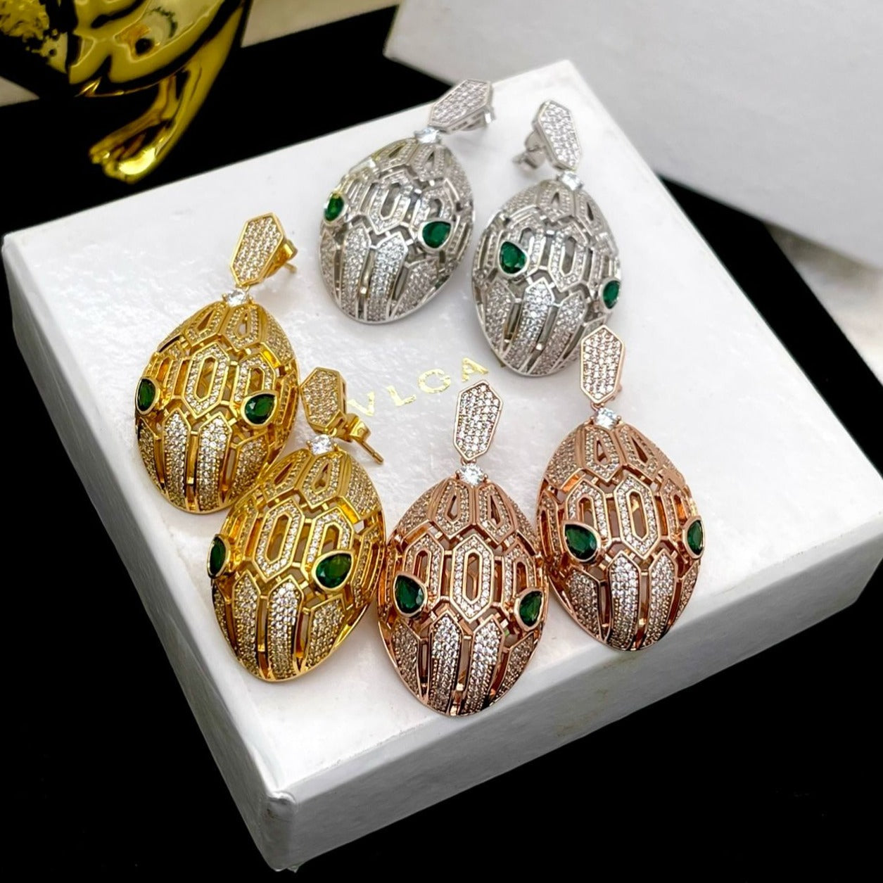 Amazing premium snake face earrings