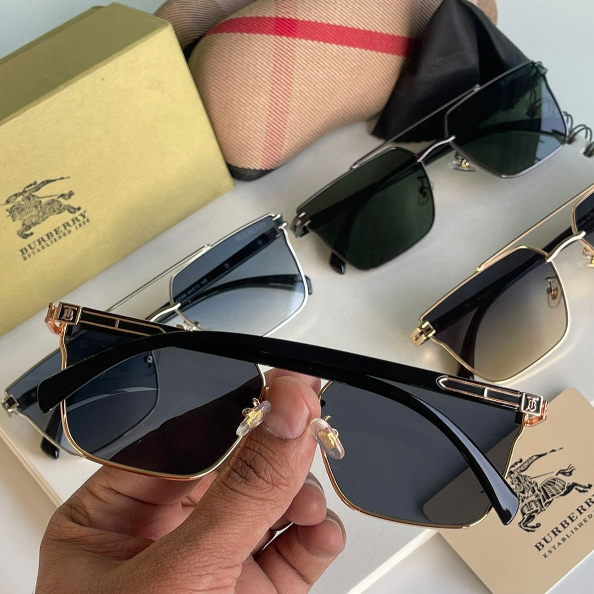 Amazing bburry Premium quality unisex sunglasses