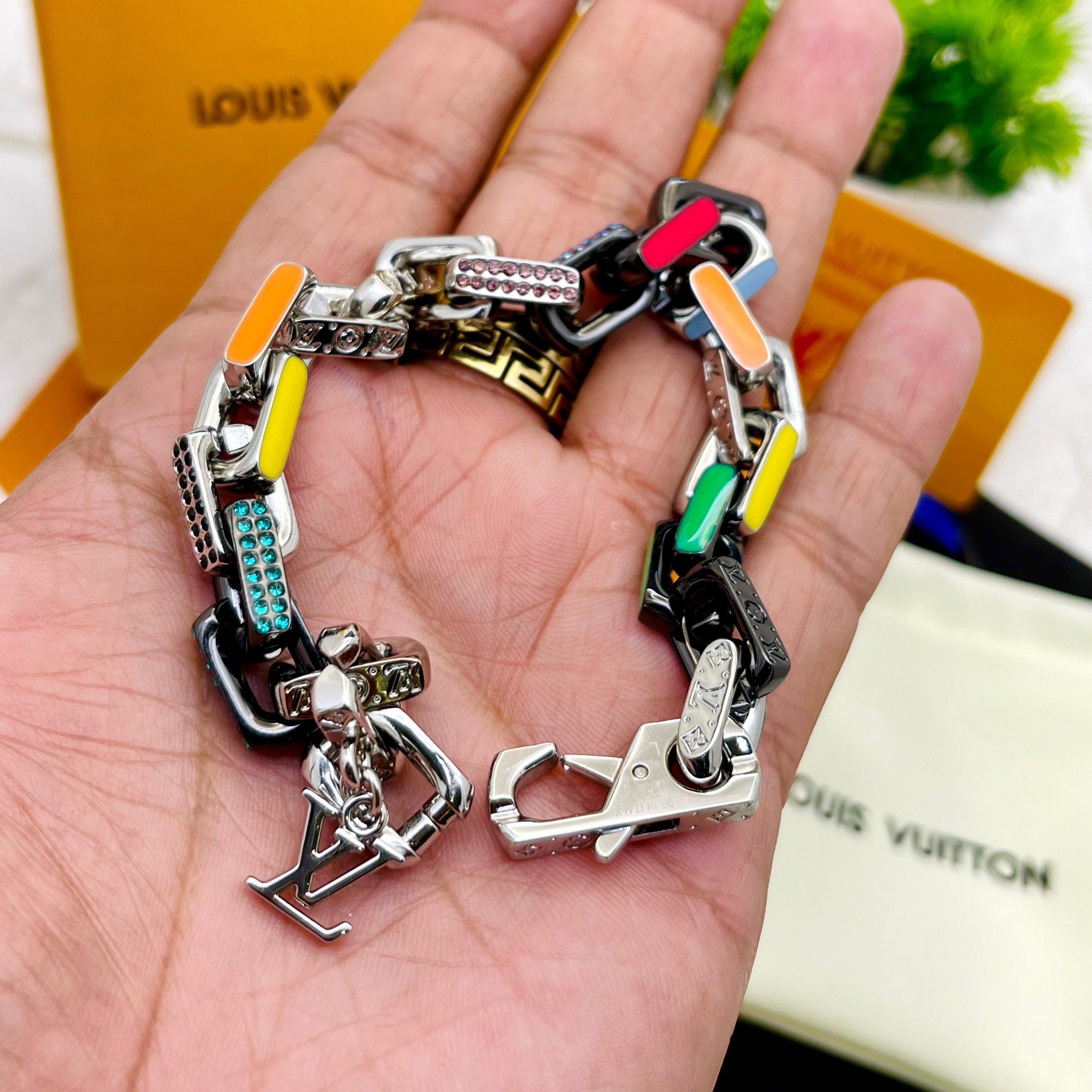Lv chain bracelet - AmazingBaba