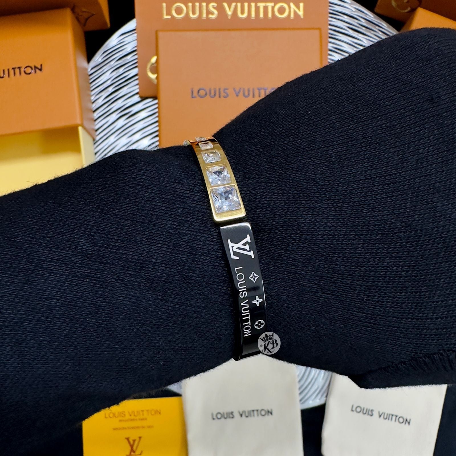 Amazing stud lv bracelet