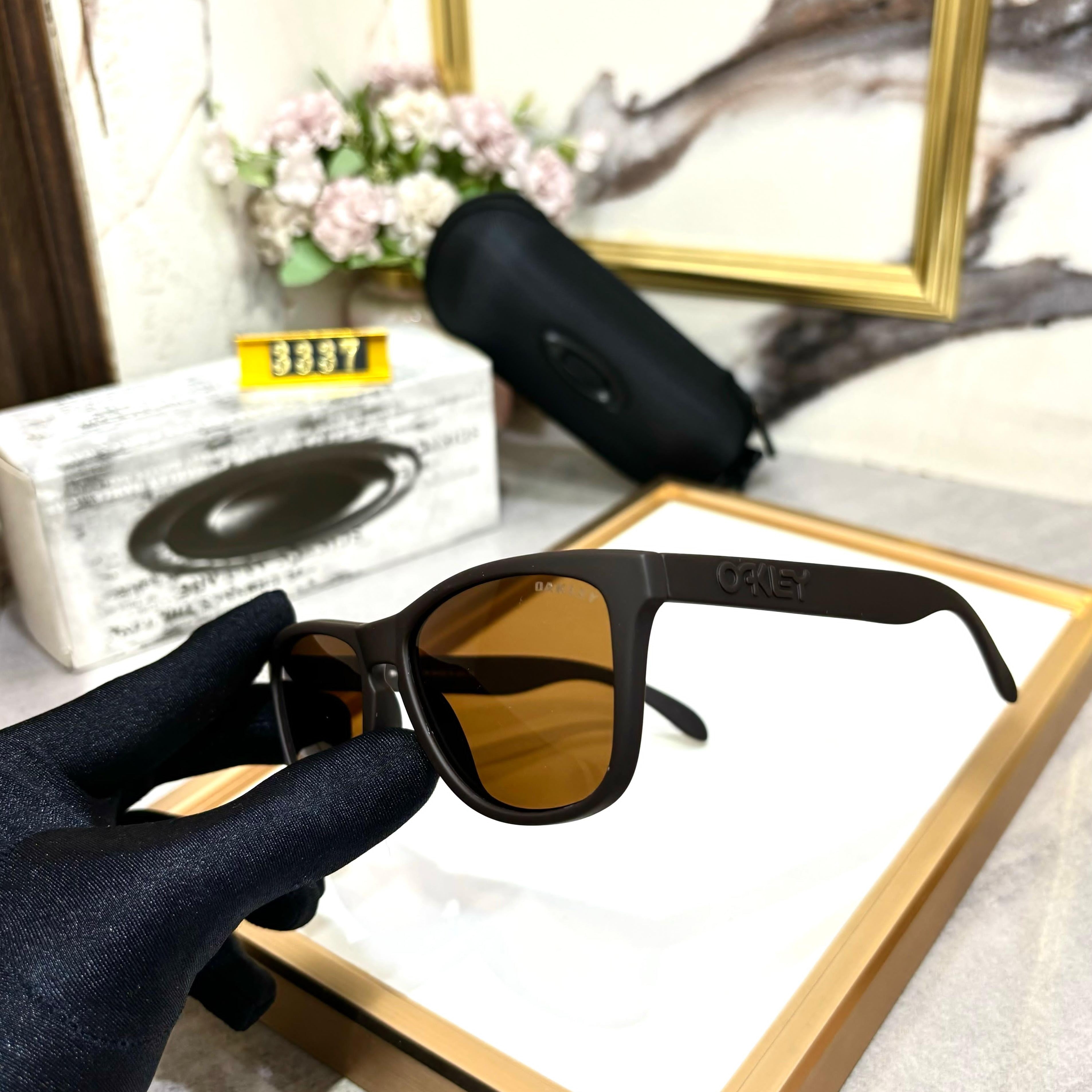 Amazing okly premium sunglasses