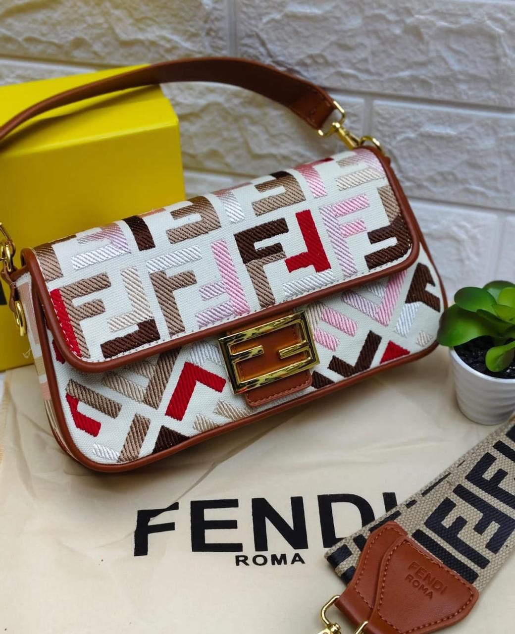 Luxury Handbag – Fendi Baguette Model