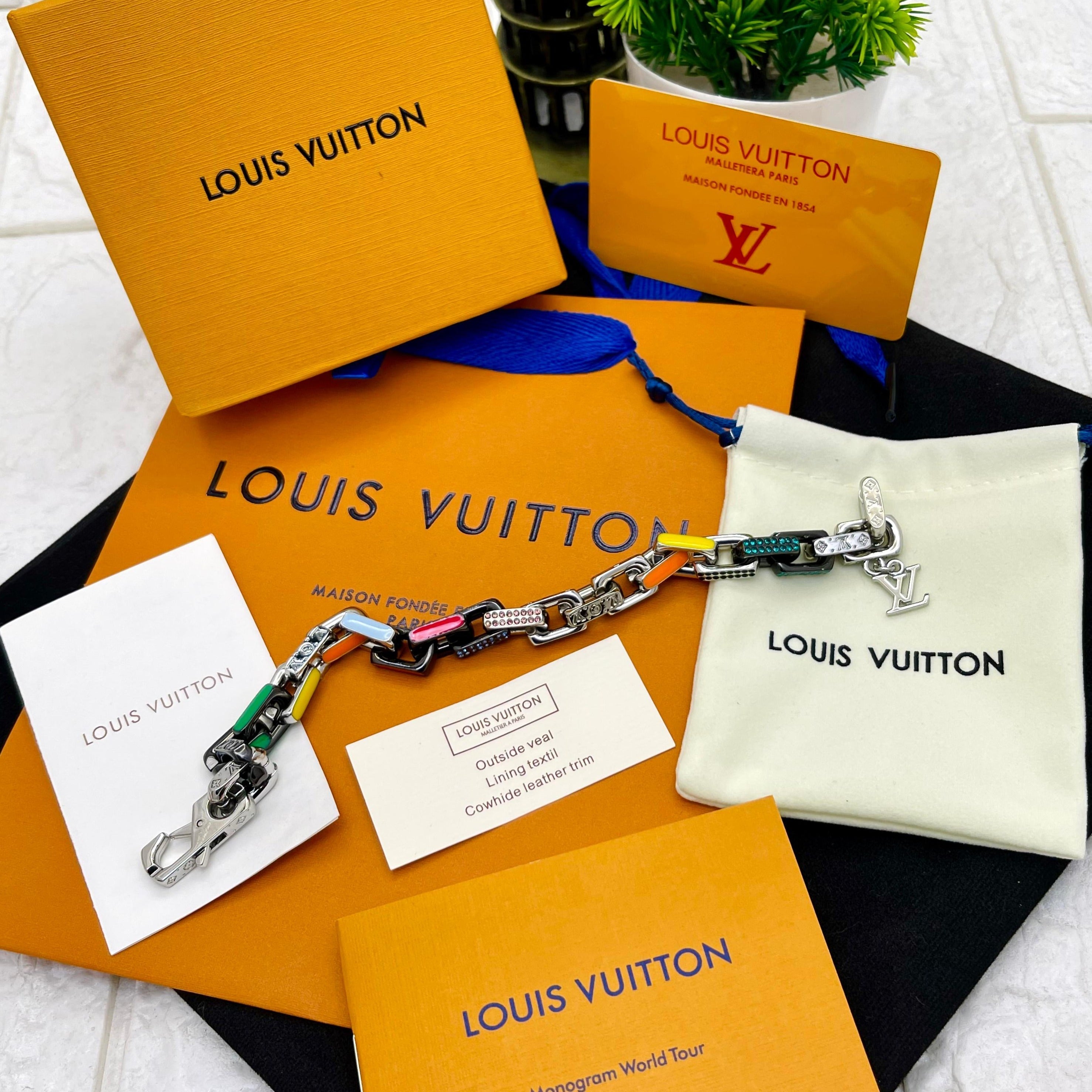 Lv chain bracelet