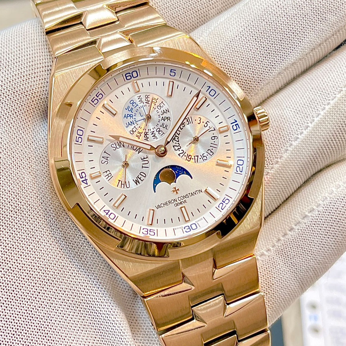 Vc Constantin Premium Luxury Watch