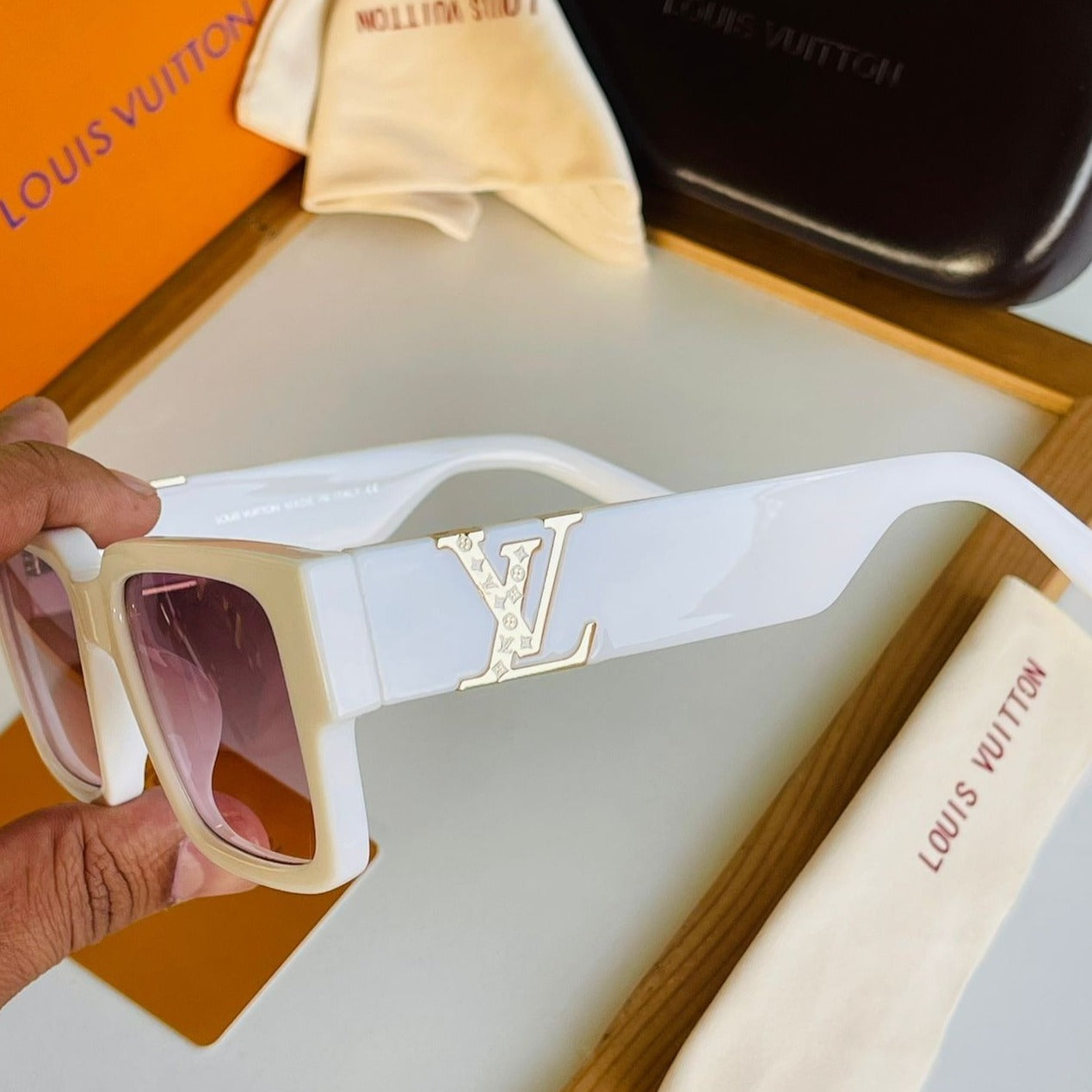 Lv premium quality Unisex Sunglasses - AmazingBaba