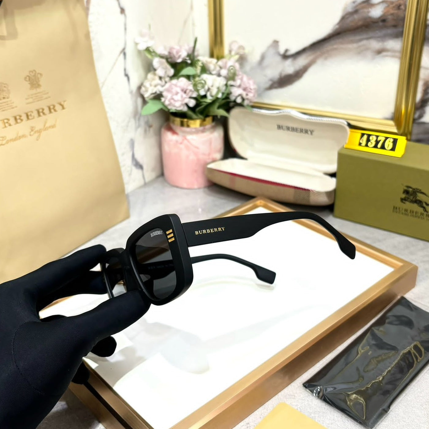 Amazing bburry Premium unisex sunglasses