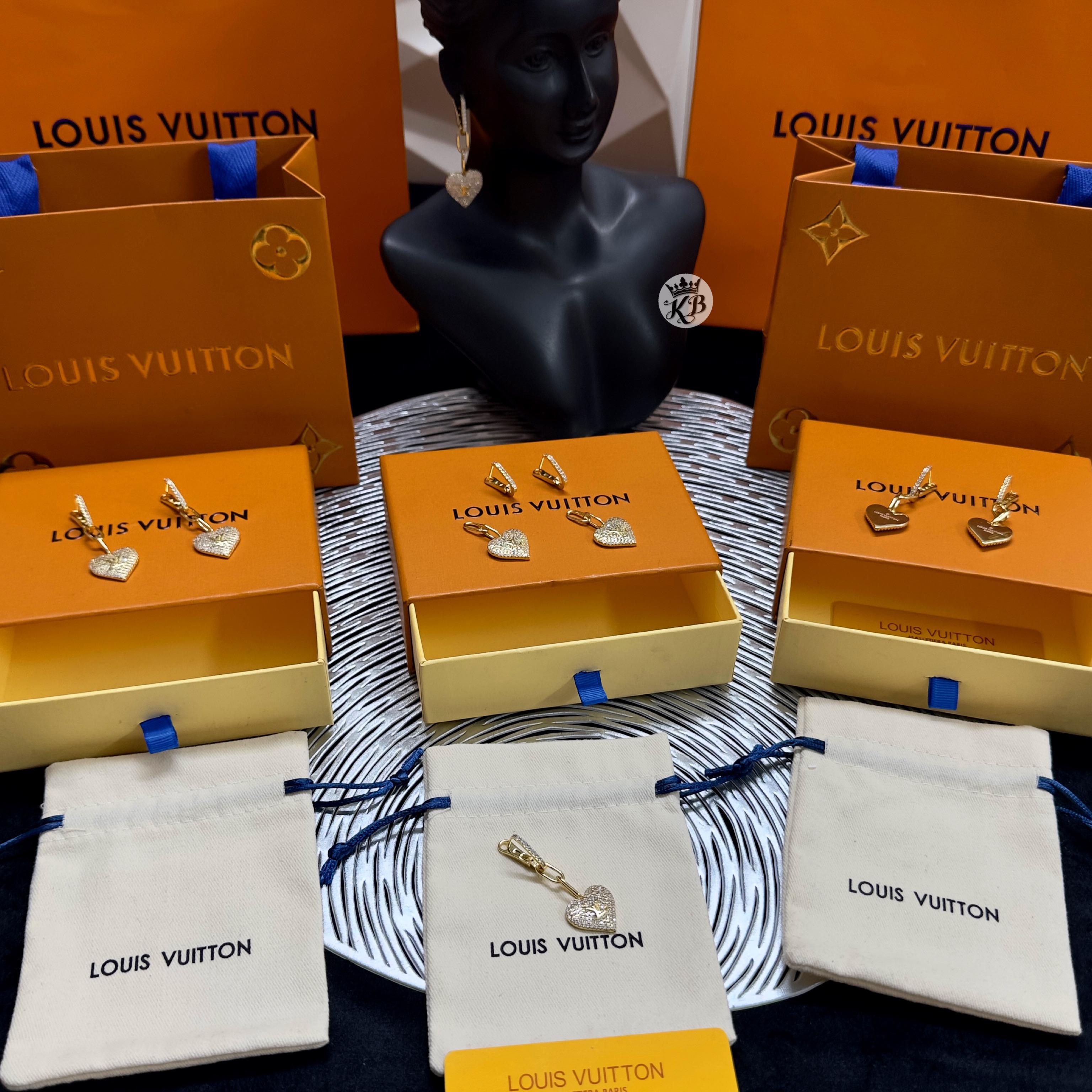 Lv premium heart shape earrings - AmazingBaba