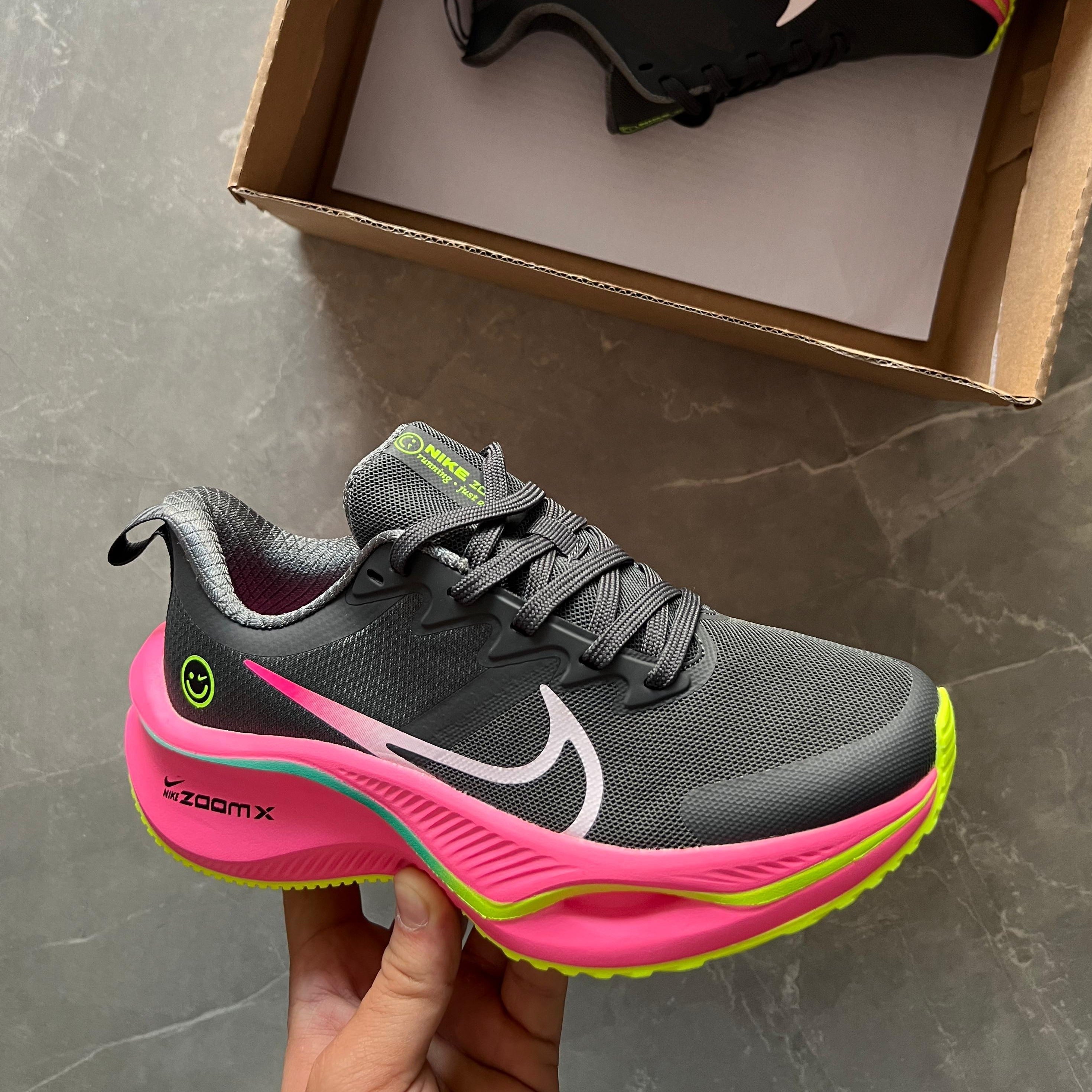 Nk premium x smiley girls shoes - AmazingBaba