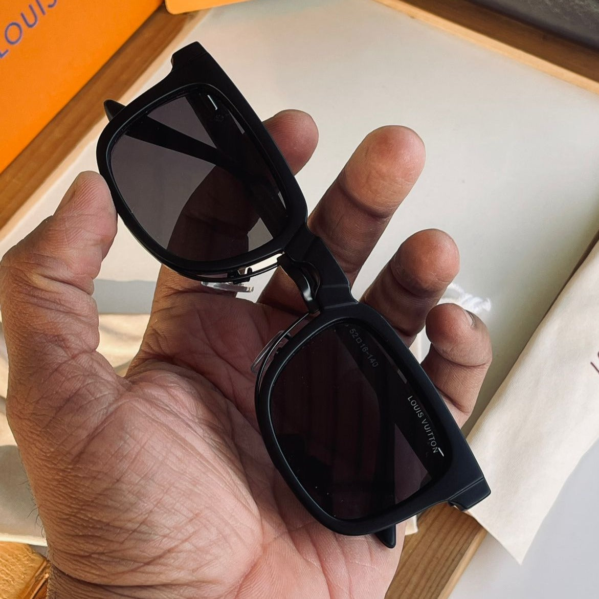 Amazing quality lv unisex sunglasses